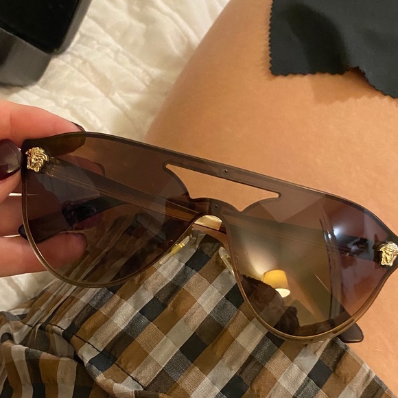 Versace sunglasses main image 8